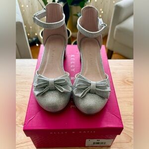 Kelly & Katie Silver Kids Dress Shoes